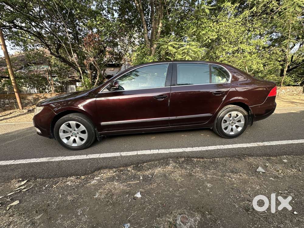 Skoda Superb Elegance 2.0 Tdi Cr At, 2010, Diesel