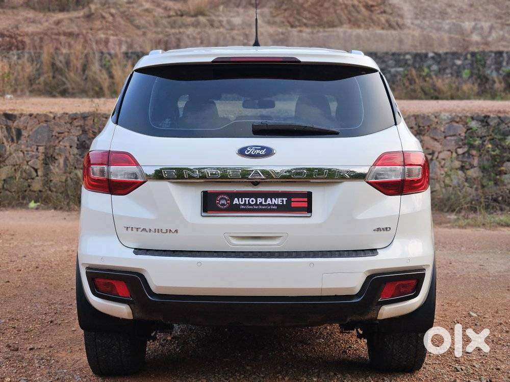 Ford Endeavour 3.2 Titanium At 4x4, 2016, Diesel