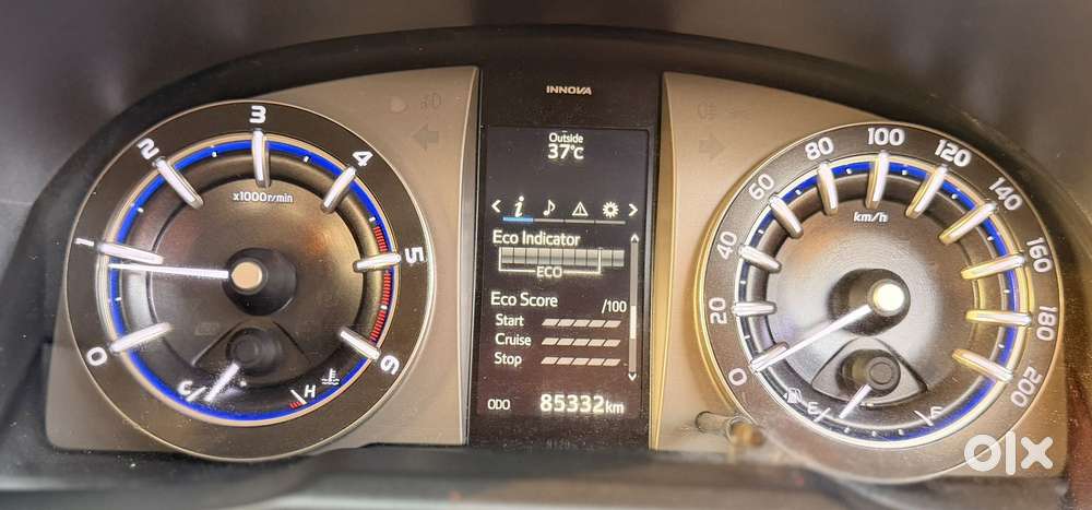Toyota Innova Crysta 2.4 Vx Mt, 2016, Diesel
