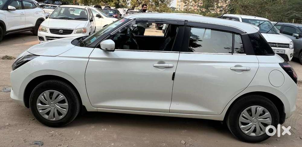 Maruti Suzuki Swift 1.2 Vxi (o), 2024, Petrol