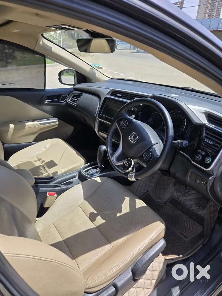 Honda City Zx Petrol Top Auto Sunroof