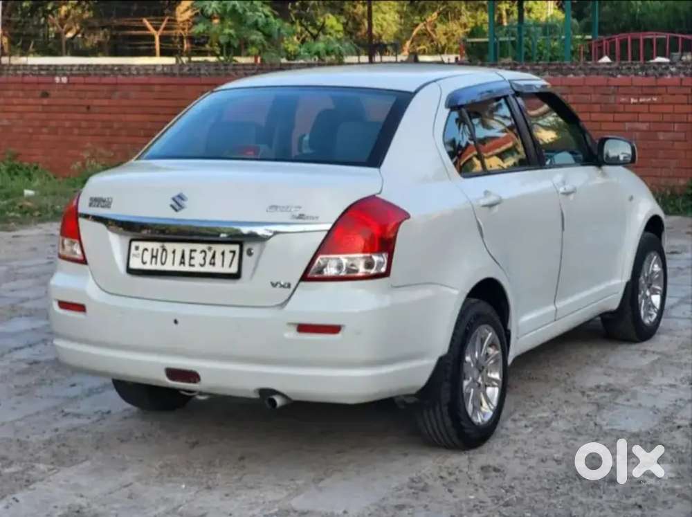 Maruti Suzuki Dzire 2010 Petrol