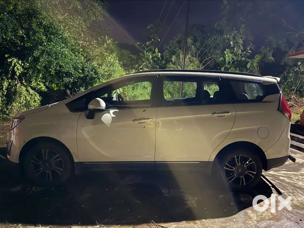 Mahindra Marazzo Diesel 1.5 M8 7 Str 2019