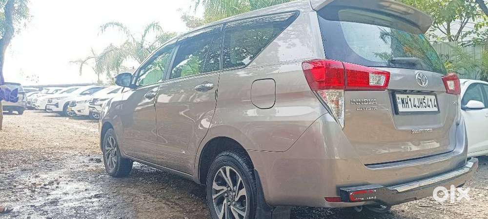 Toyota Innova Crysta 2.4 G Mt, 2021, Diesel
