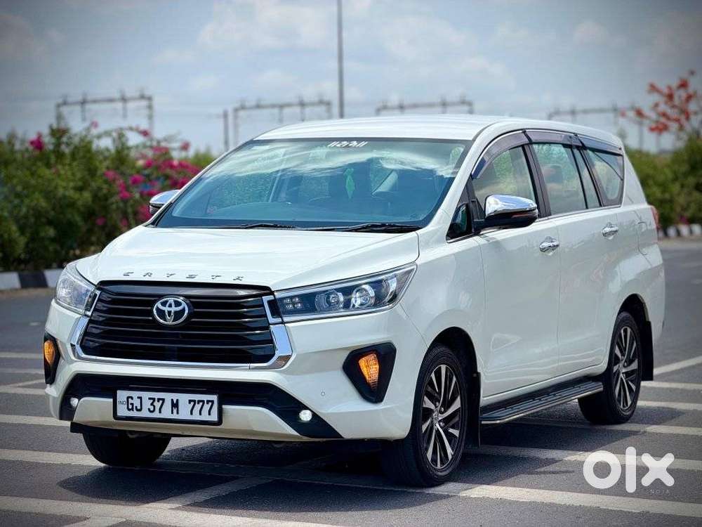 Toyota Innova Crysta 2.8 Zx Automatic 7 Str, 2023, Diesel