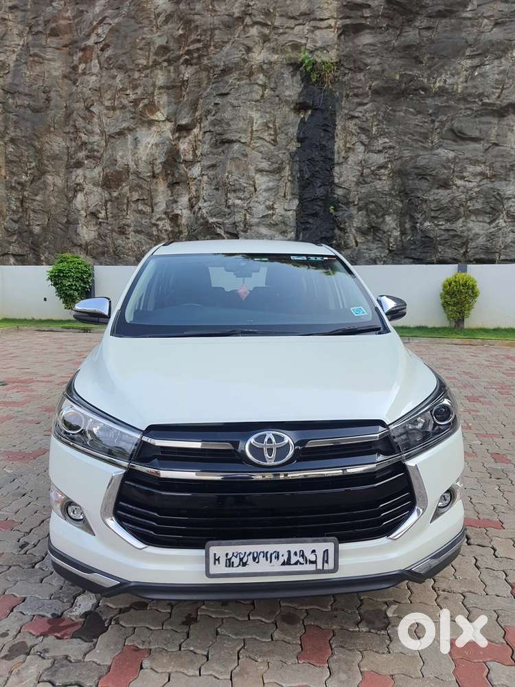 Innova Crysta 2.8 Touring Sport 2017