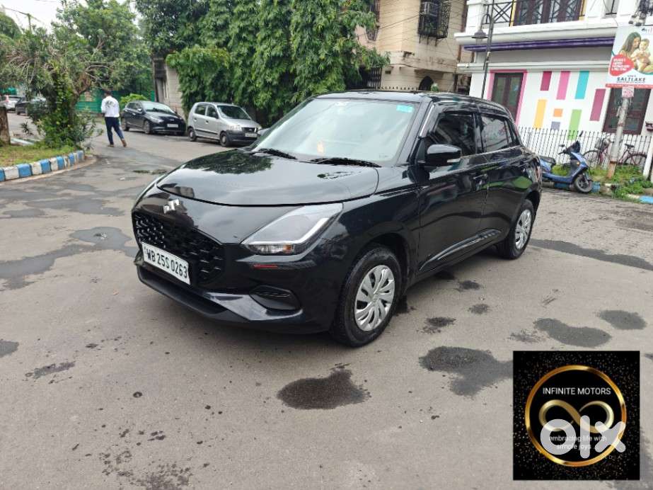 Maruti Suzuki New-gen Swift Vxi, 2025, Petrol