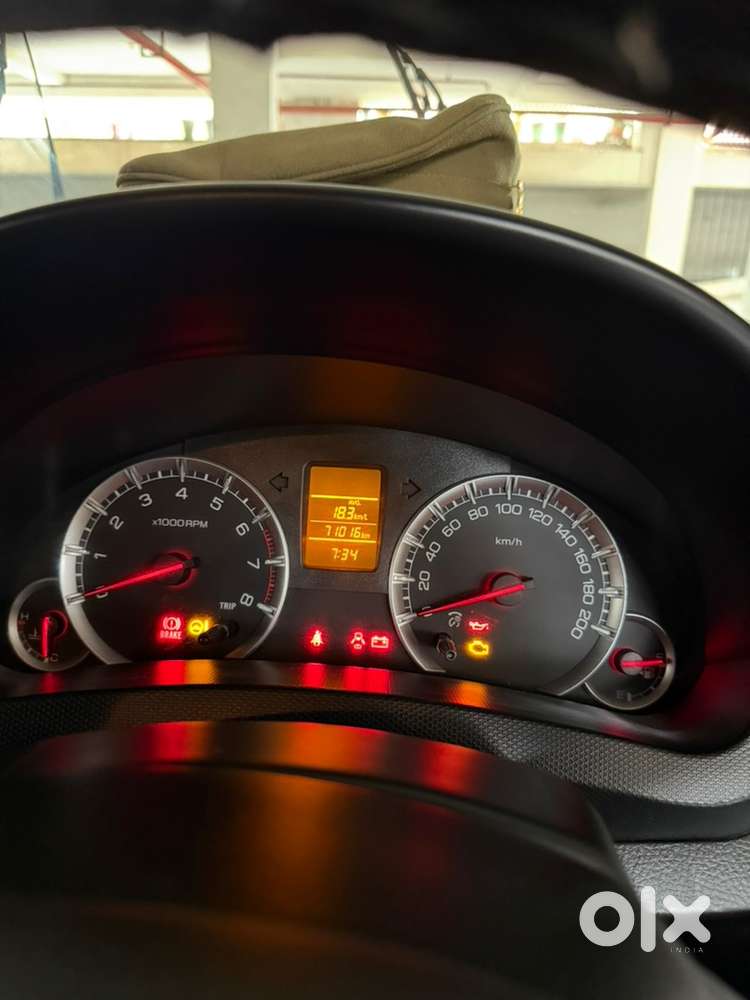 Maruti Suzuki Swift Petrol Manual 2017
