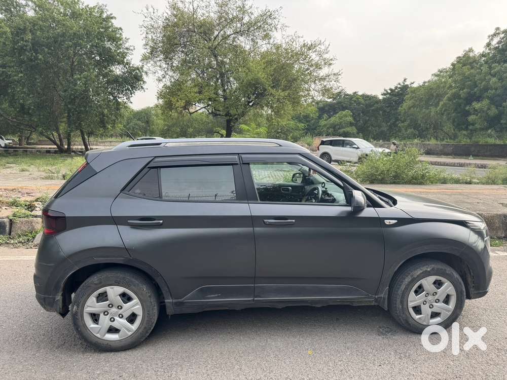 Hyundai Venue 2022 (in Warranty)