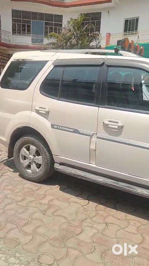 Tata Safari Storme Vx, 2017, Diesel