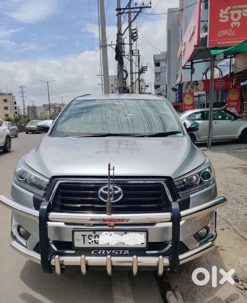 Toyota Innova Crysta 2023