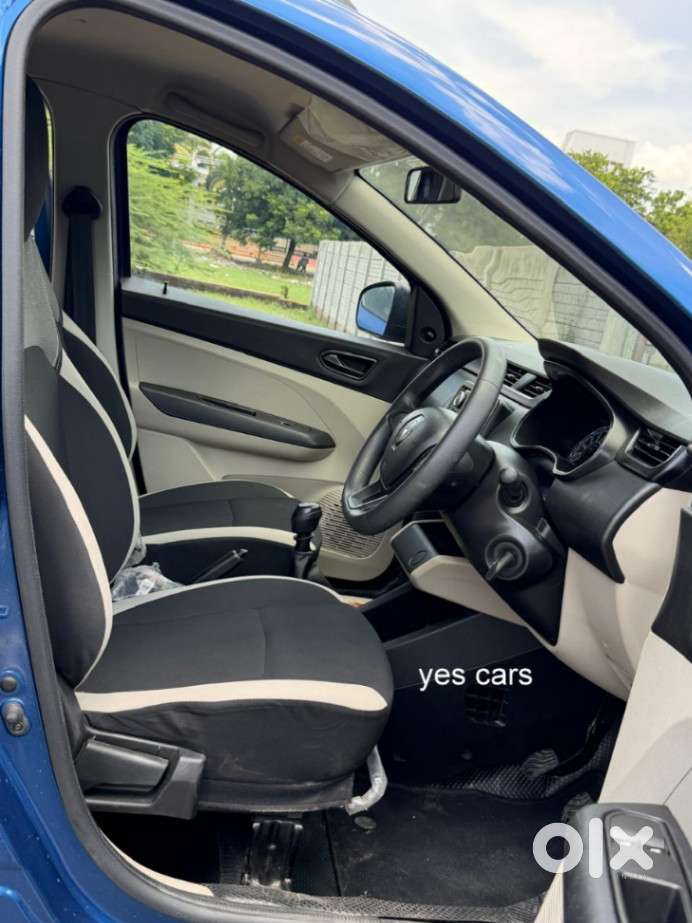 Renault Triber Rxl, 2023, Petrol
