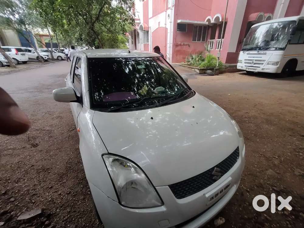 Maruti Suzuki Swift 2006 Petrol 175000 Km Driven