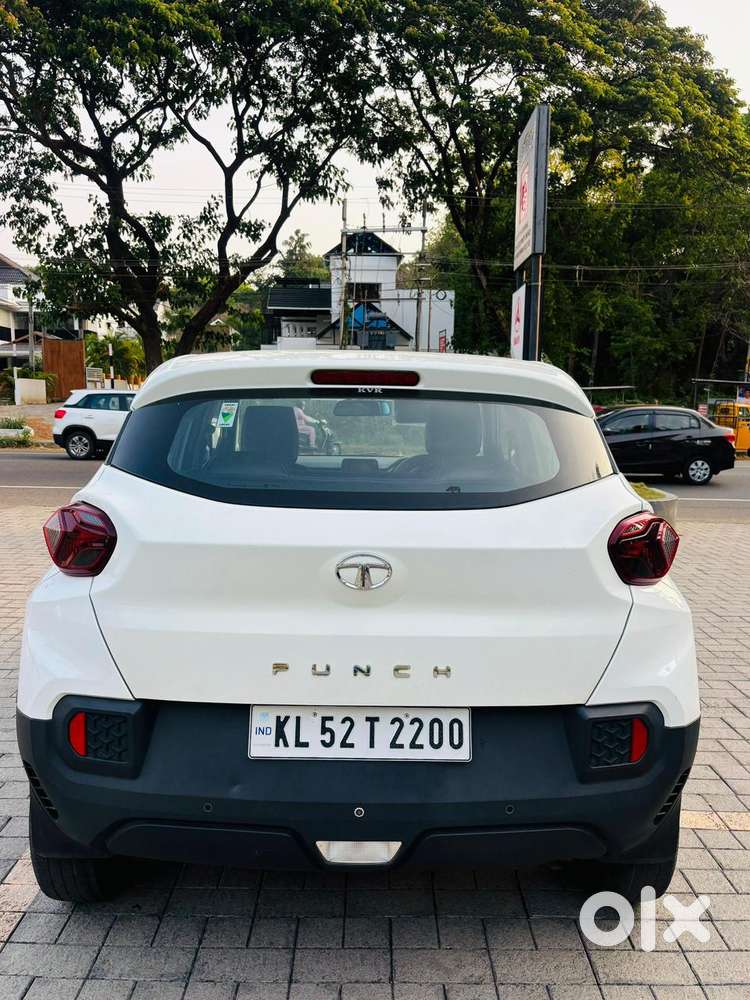 Tata Punch Adventure Amt, 2022, Petrol