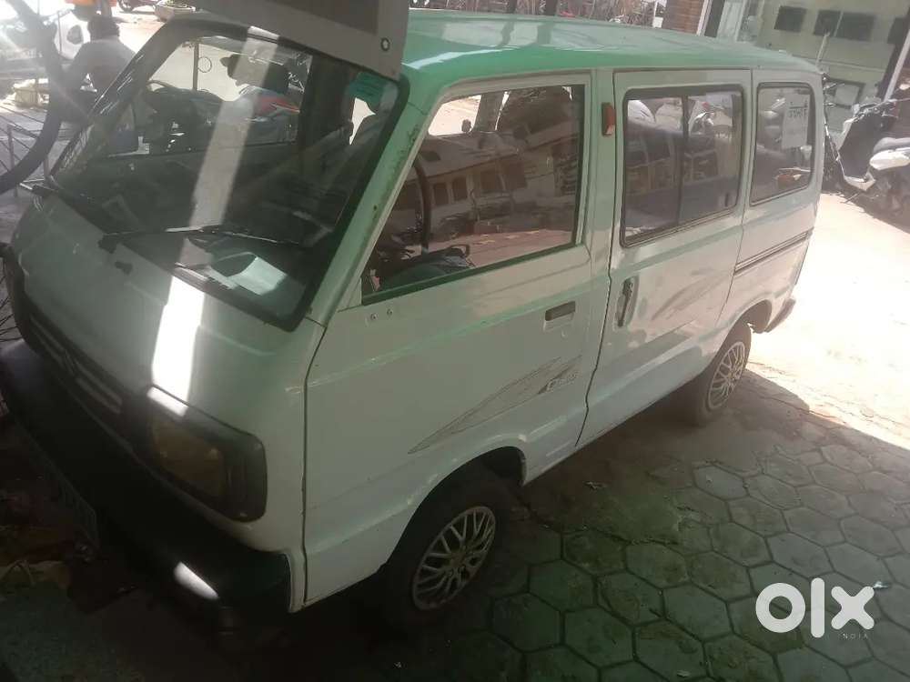 Maruti Suzuki Omni 2010