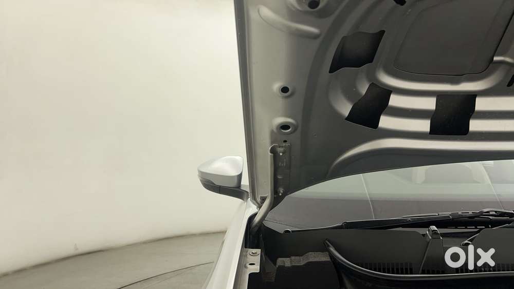 Volkswagen Taigun Topline 1.0 Tsi At (electric Seats), 2022, Petrol