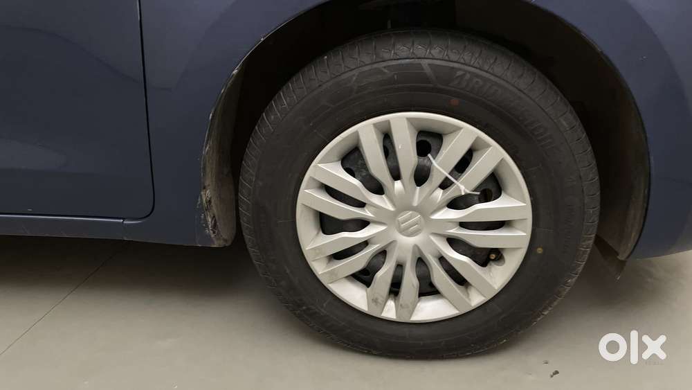 Maruti Suzuki Dzire 1.2 Vxi Amt, 2019, Petrol