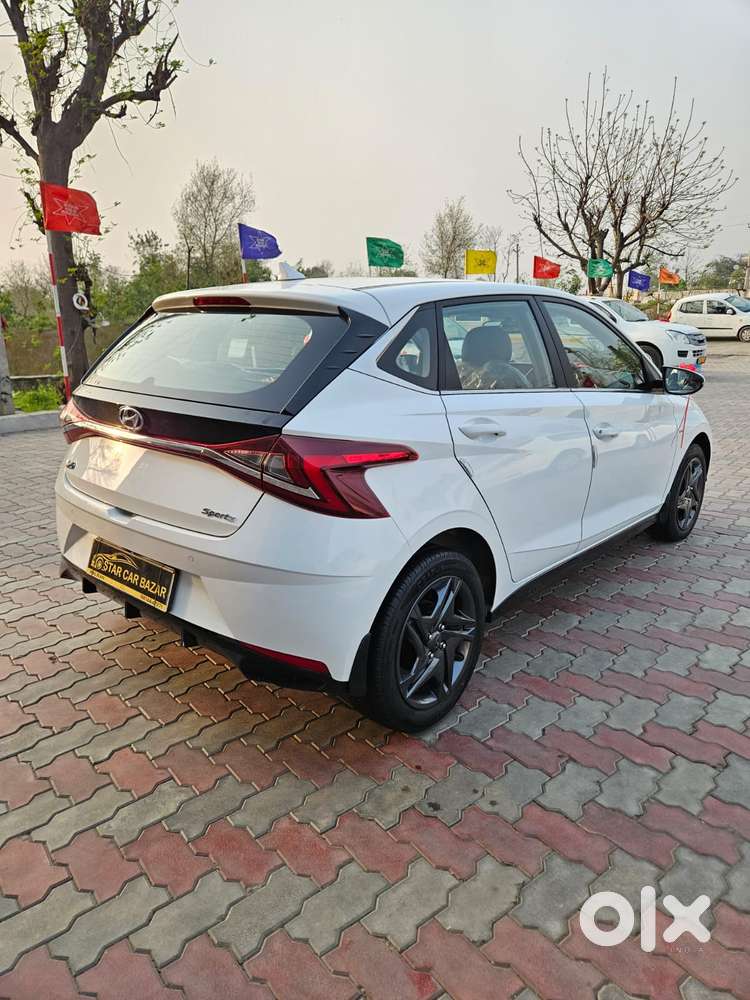 Hyundai I20 Sportz Plus Cvt, 2021, Petrol