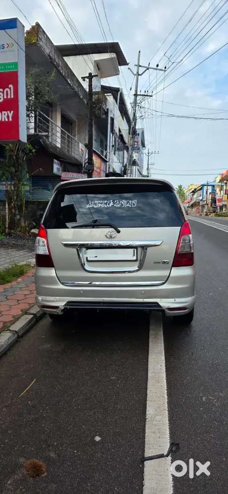 Toyota Innova Diesel 2012