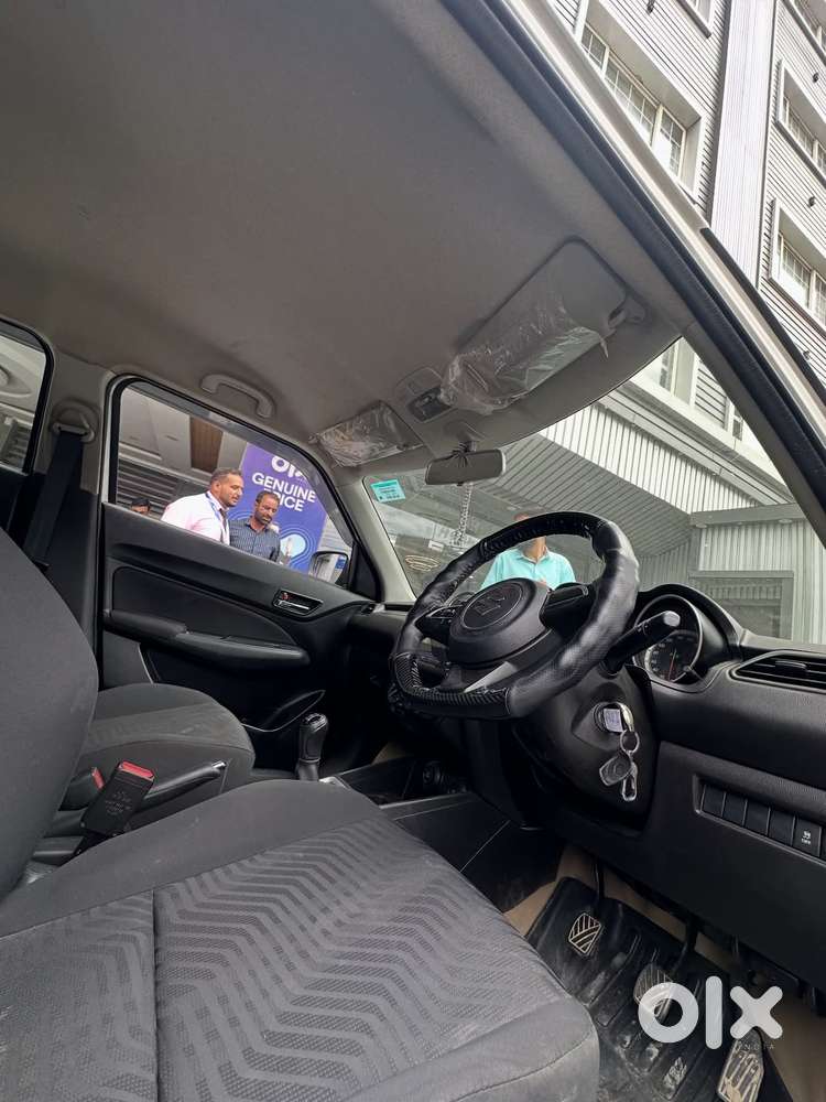 Maruti Suzuki Swift Vxi, 2023, Petrol