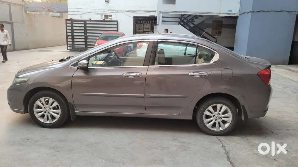 Honda City 2012 Cng & Hybrids 188000 Km Driven Siqvence Cng Kitt