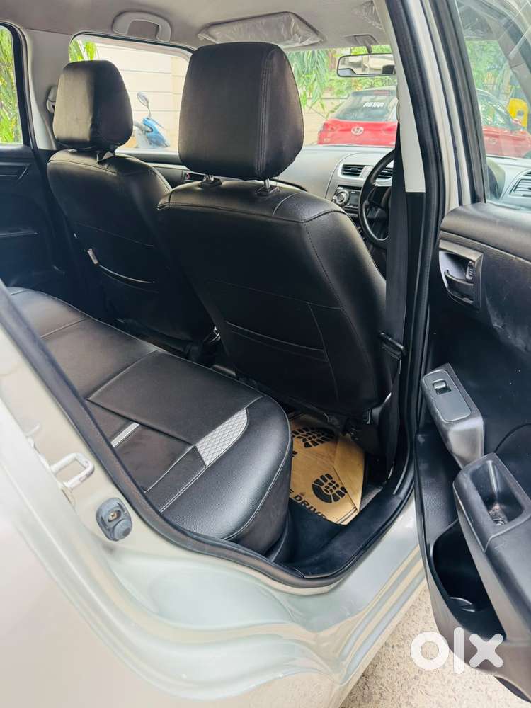 Maruti Suzuki Swift Lxi Optional-o, 2017, Petrol