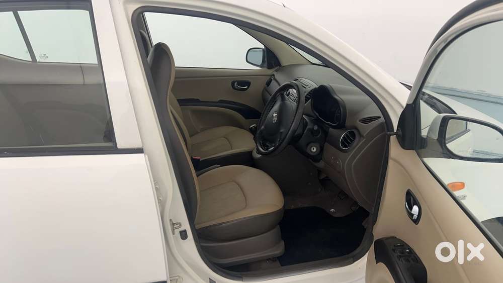 Hyundai I10 Sportz 1.1 Irde2, 2016, Petrol