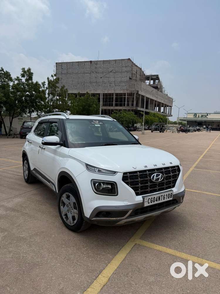 Hyundai Venue S Mt 1.2 Kappa, 2022, Petrol
