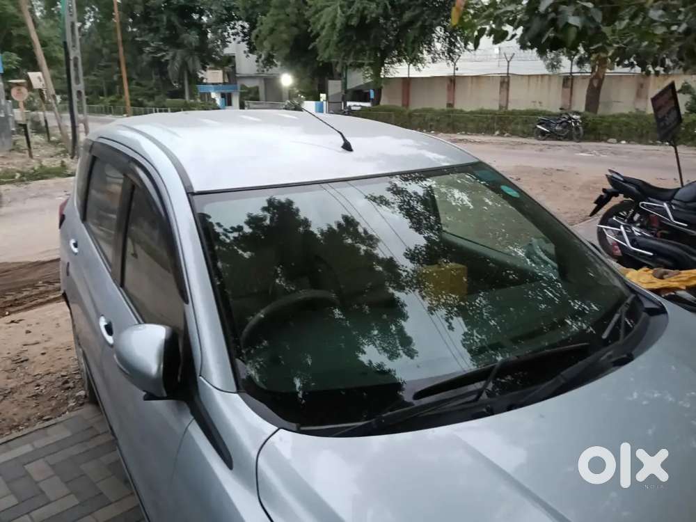 Maruti Suzuki Ertiga 2022 Petrol 43000 Km Driven.
