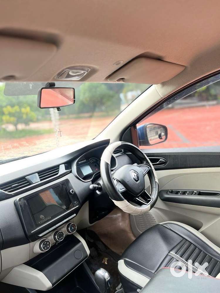 Renault Triber Rxz Easy-r Amt, 2022, Petrol