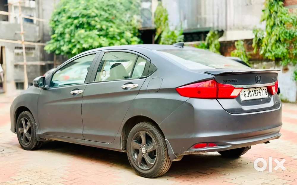 Honda City 1.5 V 4th Gen I-vtec Mt, 2016, Petrol