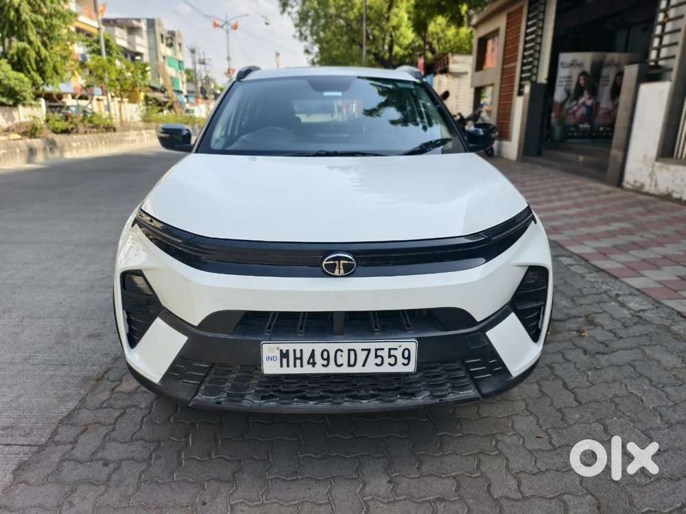 Tata Nexon Pure (s) 1.2 Petrol 6amt, 2024, Petrol