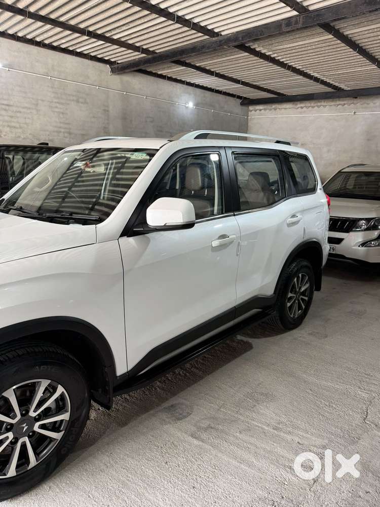 Mahindra Scorpio N Z8 Select Diesel At 2wd 7-seater, 2024, Diesel