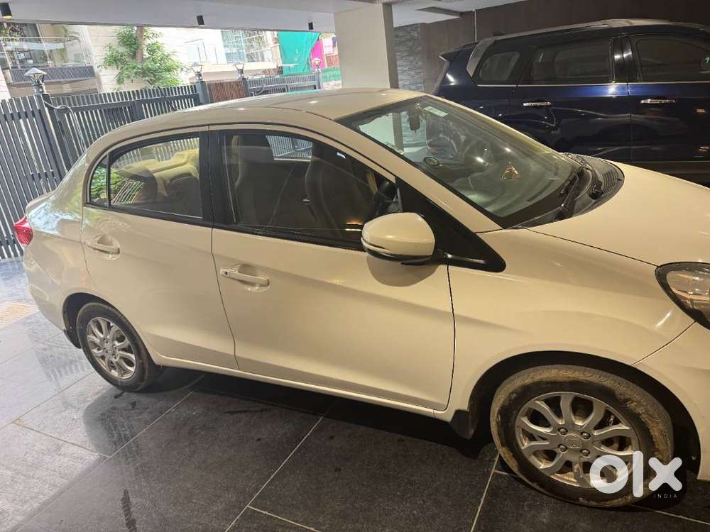 Honda Amaze 2016 Petrol Well Maintained