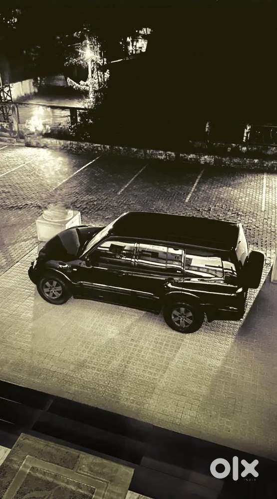 Mitsubishi Montero 7 Seater Suv