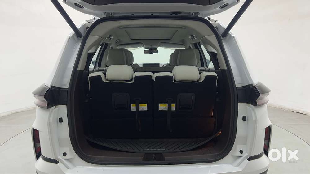 Tata Safari Accomplished X Plus 7 Str At, 2026, Petrol