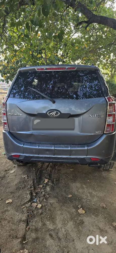 Mahindra Xuv500 2015 Diesel 150000 Km Driven