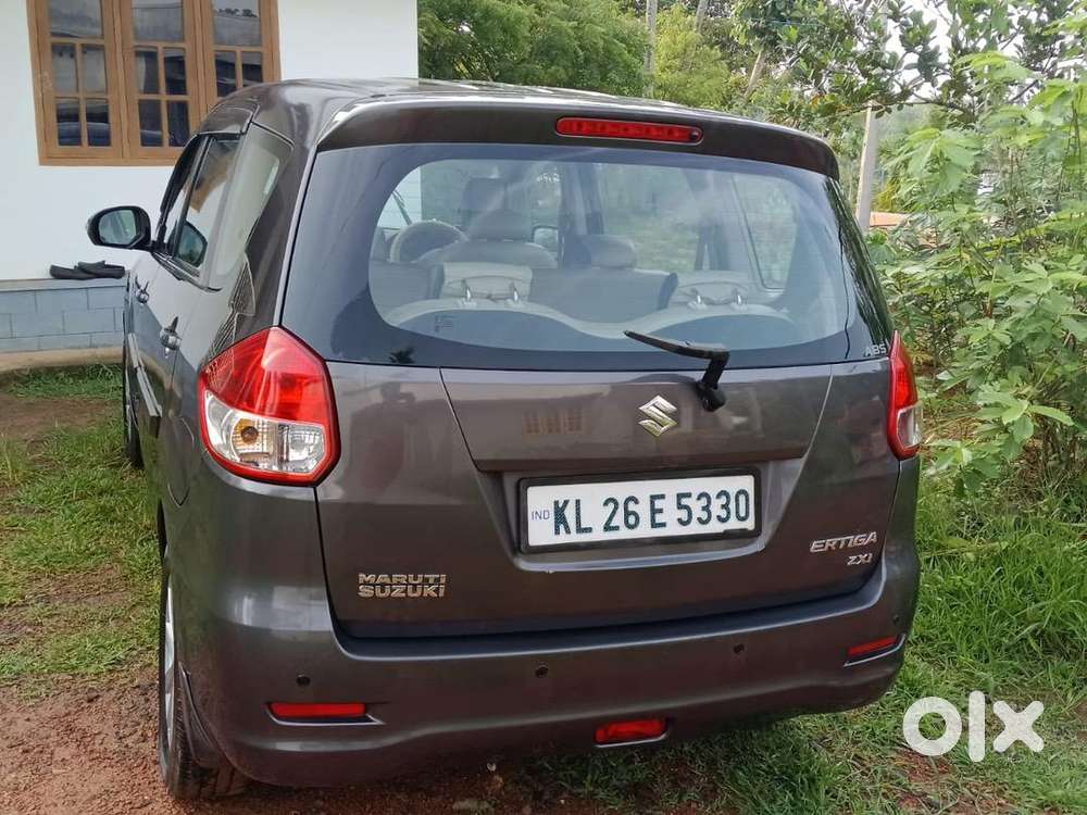 Maruti Suzuki Ertiga Zxi 2014 Petrol