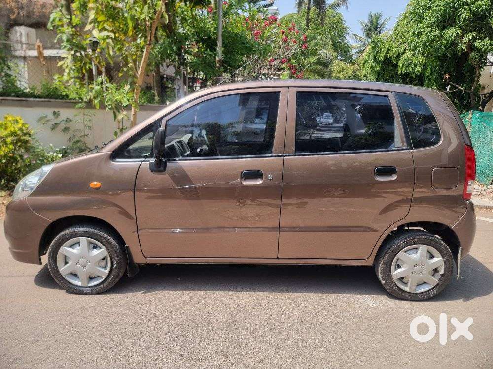 Maruti Suzuki Estilo Lxi Bs-iv, 2010, Petrol