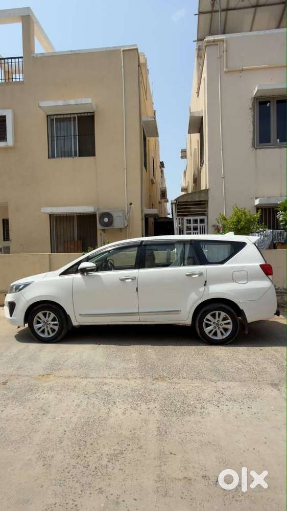 Toyota Innova Crysta 2.4 G Mt 7 Str, 2016, Diesel