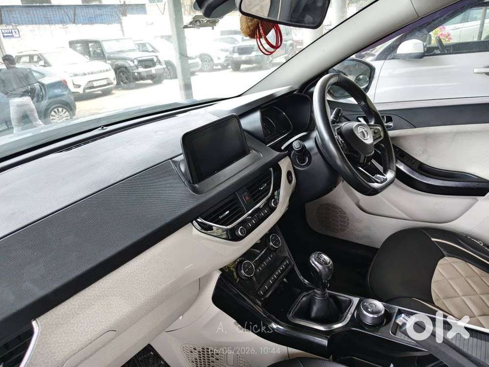 Tata Nexon 1.2 Revotron Xz Plus Dual Tone, 2020, Petrol