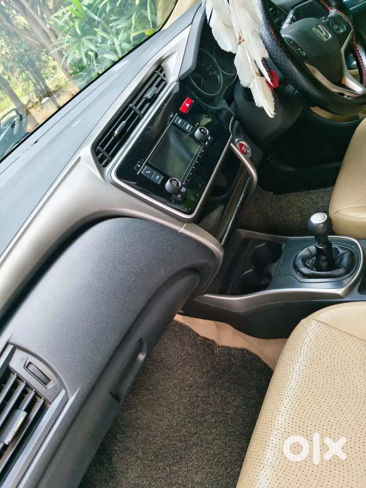 Honda City 1.5 Vx Petrol 2015
