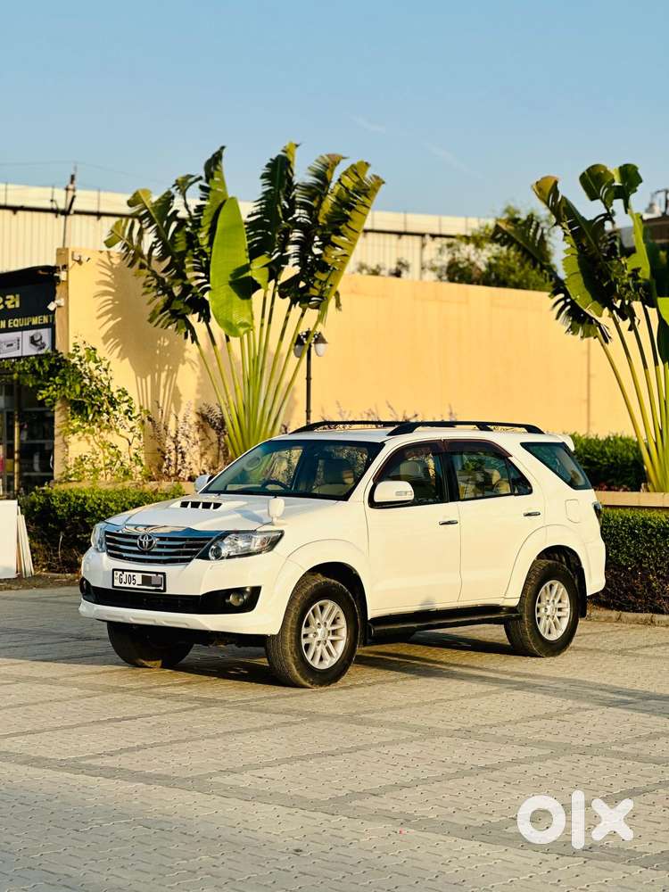 Toyota Fortuner 4x2 At 2.8 Diesel, 2013, Diesel