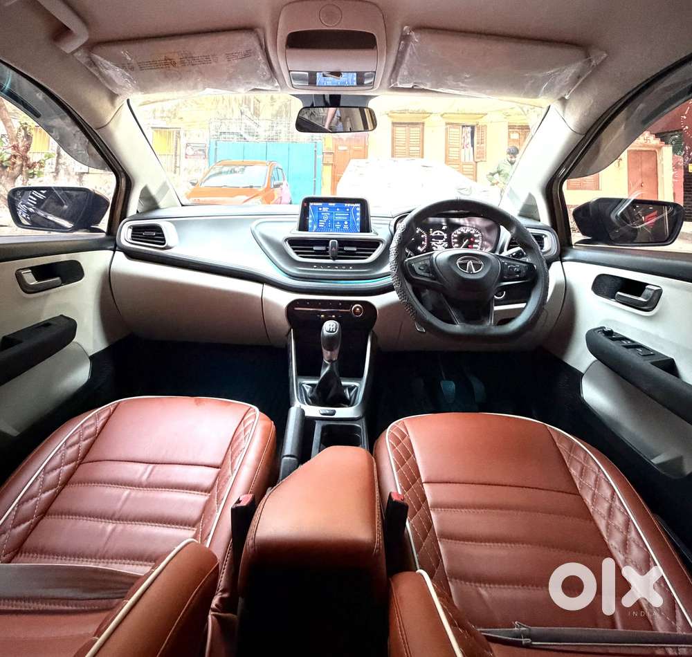 Tata Altroz 1.2 Xz (o), 2022, Petrol