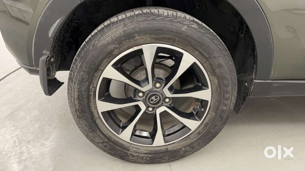 Tata Nexon 1.5 Revotorq Xza Plus S Amt, 2021, Petrol