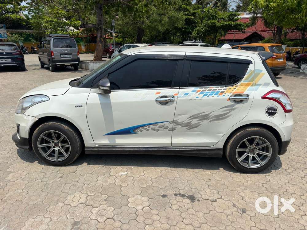 Maruti Suzuki Swift Ddis Zdi Plus, 2015, Diesel