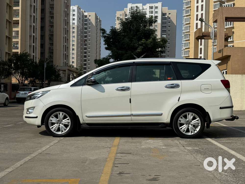 Toyota Innova Crysta [2020-ongoing] 2.4 Zx 7 Str, 2020, Diesel