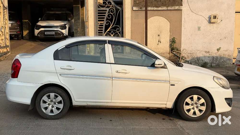 Hyundai Verna 2011 Petrol Well Maintained