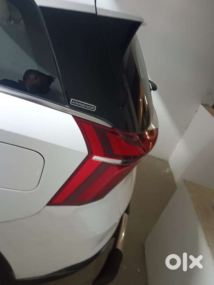 Mahindra Xuv700 2024 Petrol 12500 Km Driven