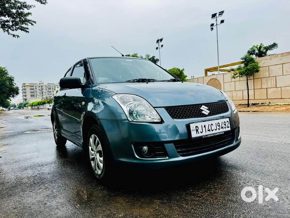 Maruti Suzuki Swift Vxi With Abs, 2010, Cng & Hybrids